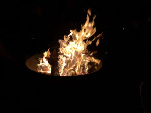 Wünsche verbrennen Rauhnächte Ritual Das Verbrennen von Wünschen ist ein oft zelebriertes Ritual am Jahresende in den Rauhnächten